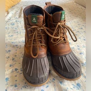 Size 8 Kamik Winter Boots Water Proof